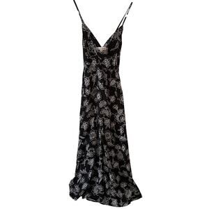 Wallflower M black floral pattern maxi dress rayon